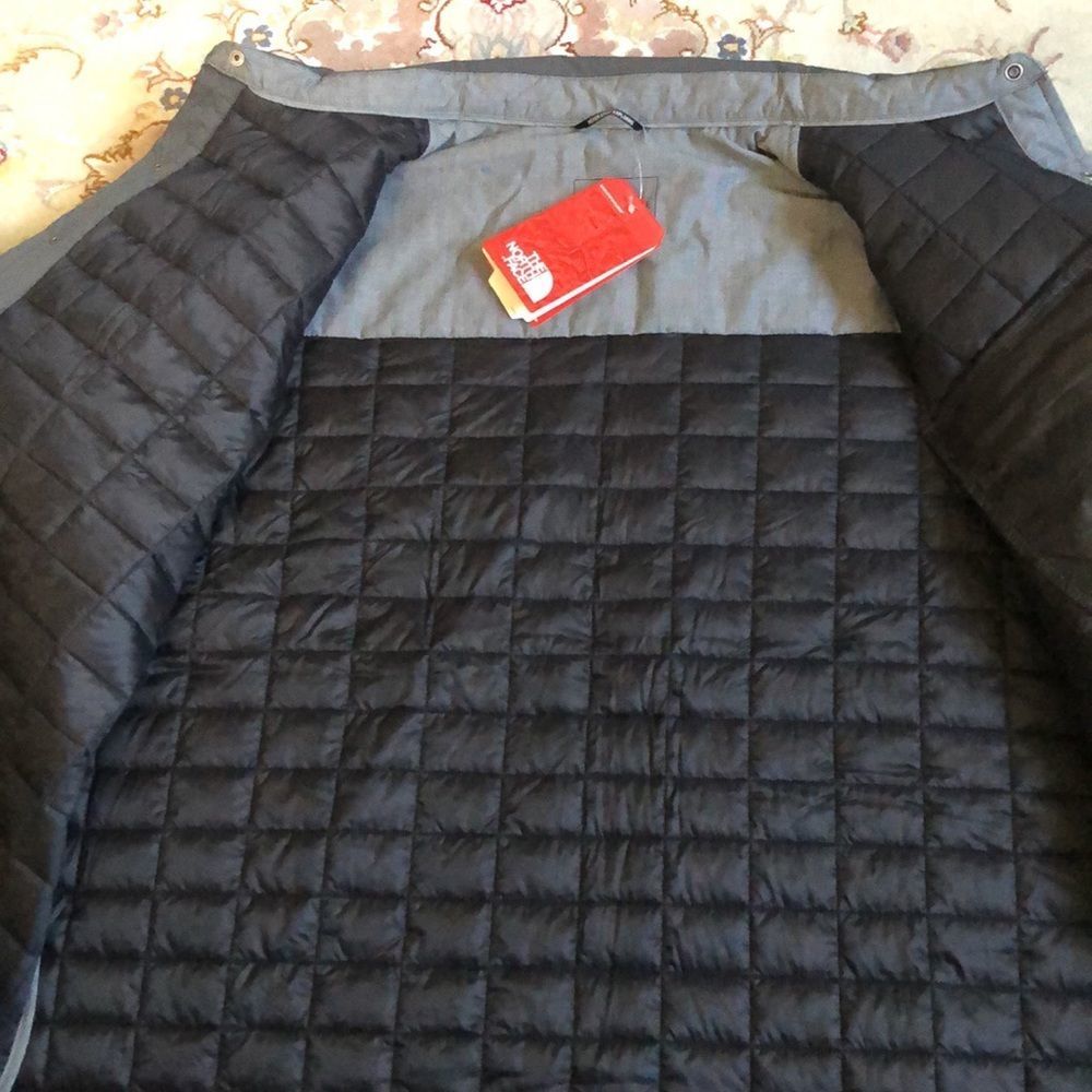 ✨Host Pick✨The North Face Thermoball Shirt Jacket Subaru Edition - Picture 5 of 14
